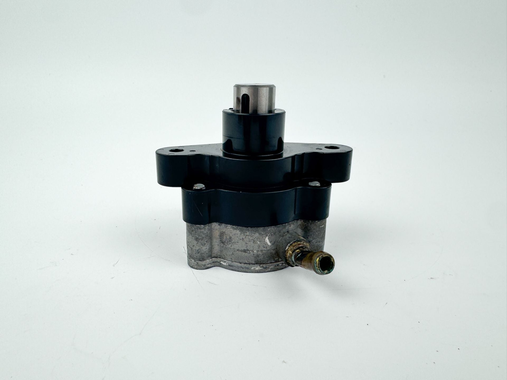 2018 Yamaha 150 HP 4 Stroke Outboard Fuel Pump 63P-24410-20-00 OEM