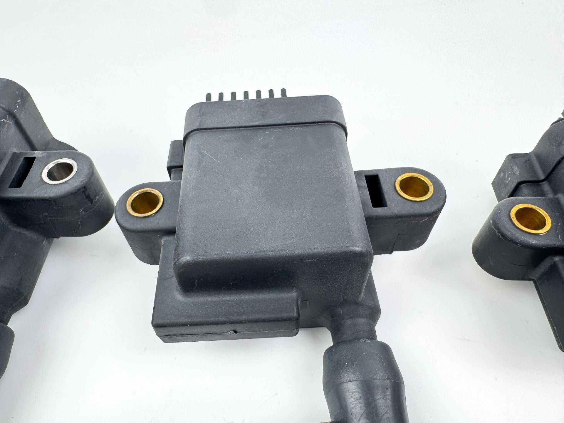 2012 Mercury 75 HP 2 Stroke Outboard Ignition Coil Set 879984T00 OEM
