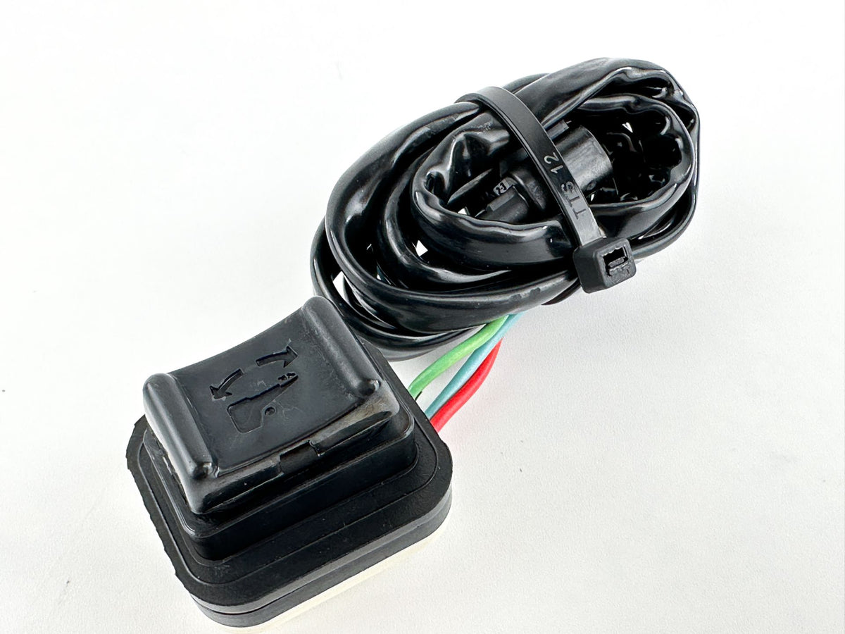 2013 Yamaha 350 HP 4 Stroke Outboard Trim Switch 6AW-82563-00-00 OEM
