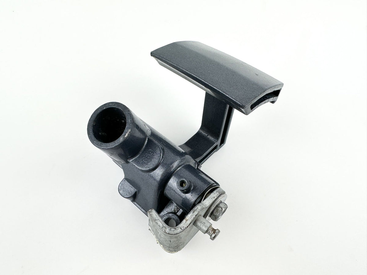 2009 Yamaha 250 HP 4 Stroke Outboard Latch Handle Set 69J-42816-00-8D OEM
