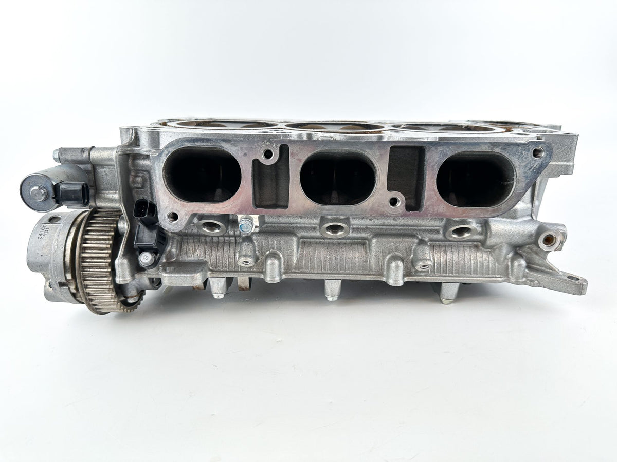 2012 Yamaha 250 HP 4 Stroke Outboard Starboard Cylinder Head 6CB-W009A-00-00 OEM