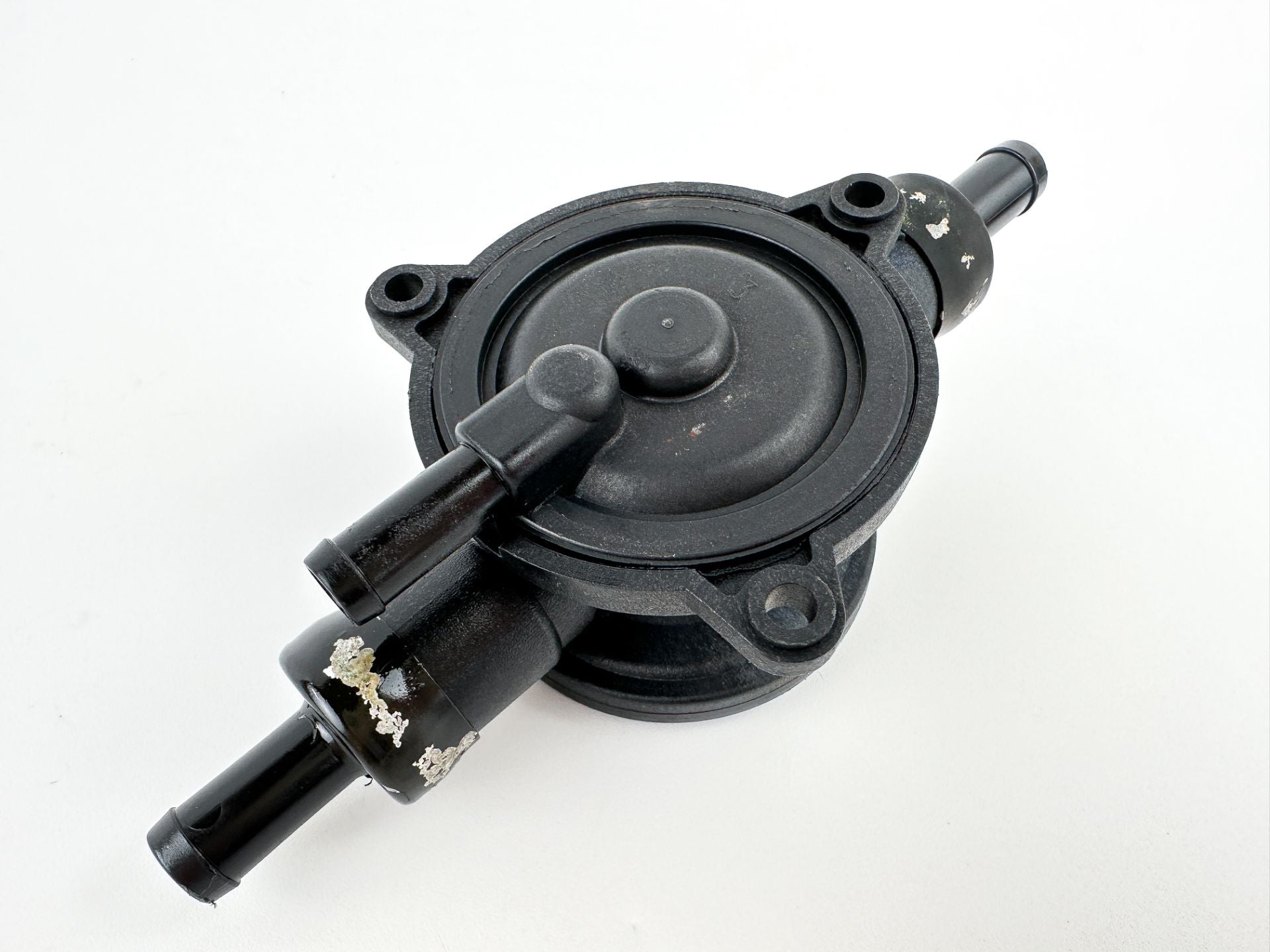 2014 Evinrude 300 HP 2 Stroke Outboard Fuel Lift Pump 5007580 OEM