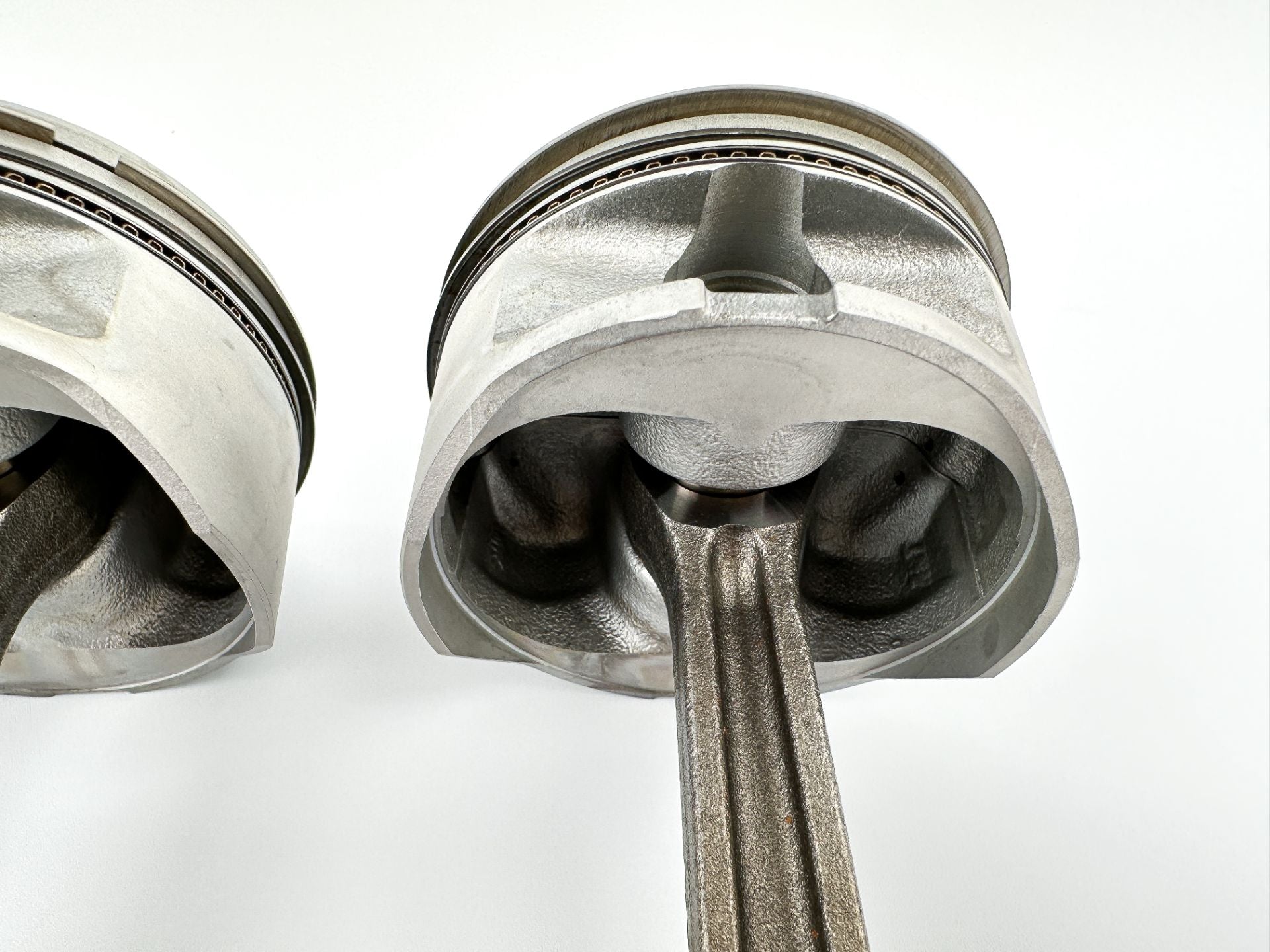 2011 Yamaha 115 HP 4 Stroke Outboard Piston & Connecting Rod Set 68V-W1164-02-00 OEM