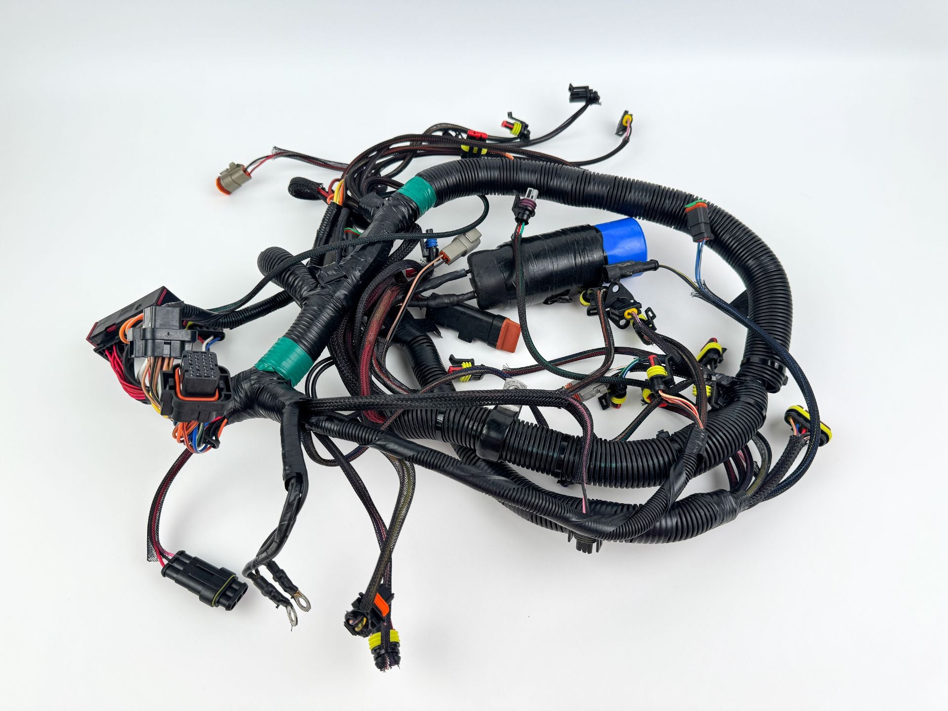 2015 Evinrude 225 HP 2 Stroke Outboard Engine Wire Harness 0587041 OEM