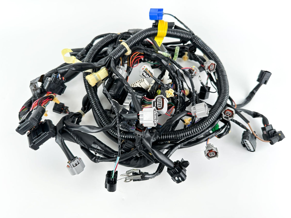2014 Yamaha 300 HP 4 Stroke Outboard Engine Wire Harness 6CE-82590-10-00 OEM