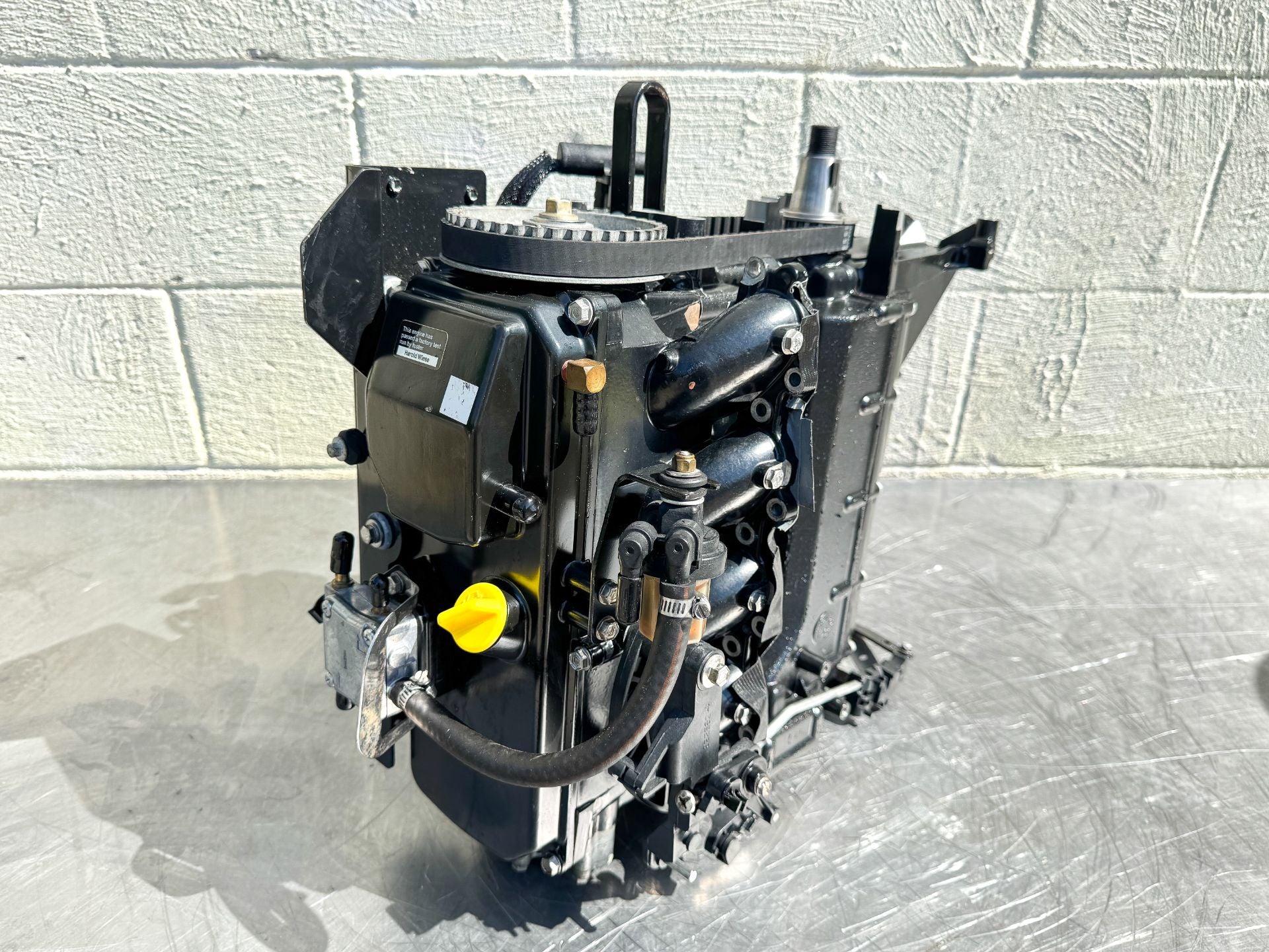 2005 Mercury 60 HP 4 Stroke Outboard Powerhead 878344T02 OEM