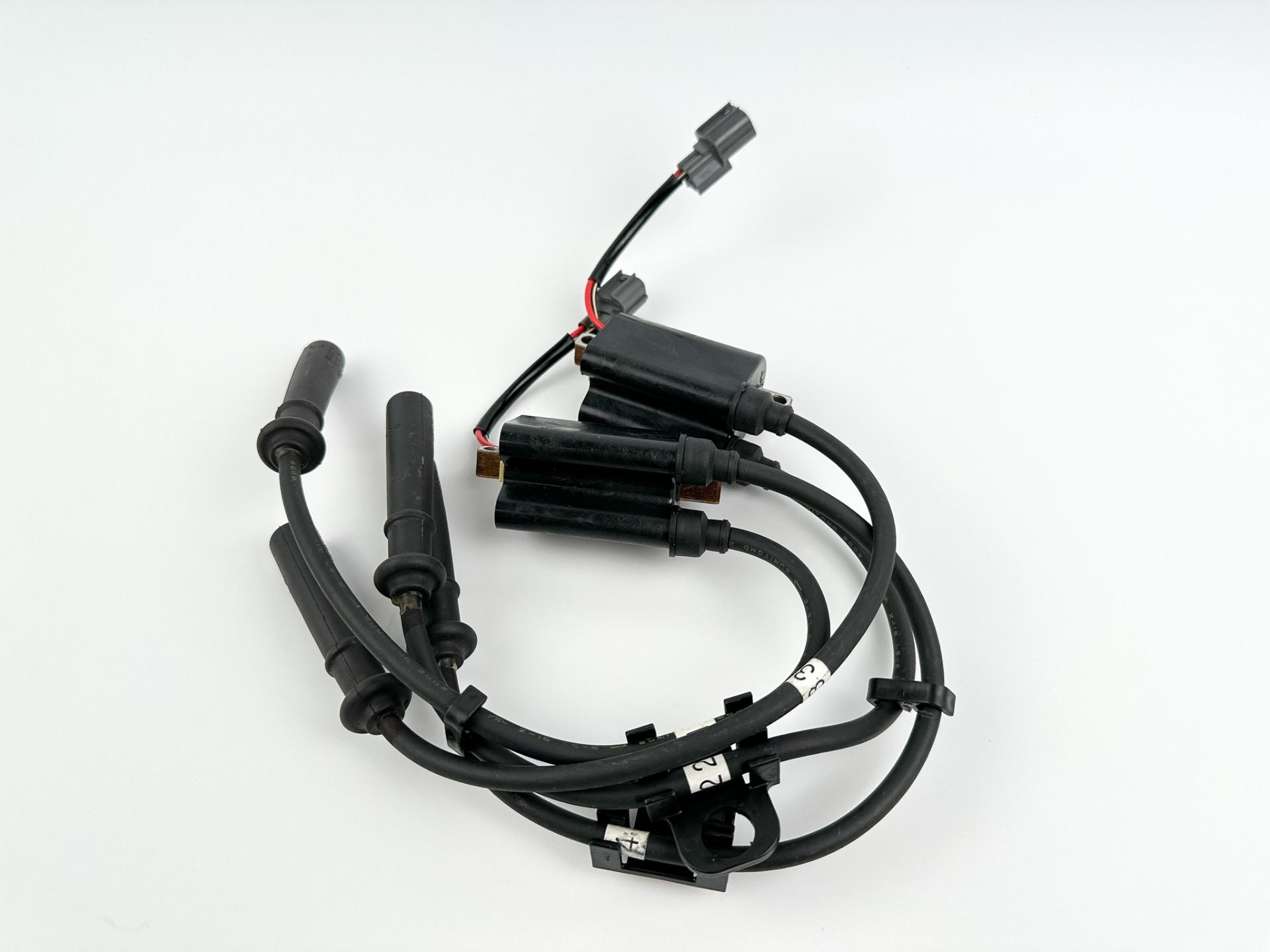 2003 Yamaha 115 HP 4 Stroke Outboard Ignition Coil Set 68V-82310-00-00 OEM