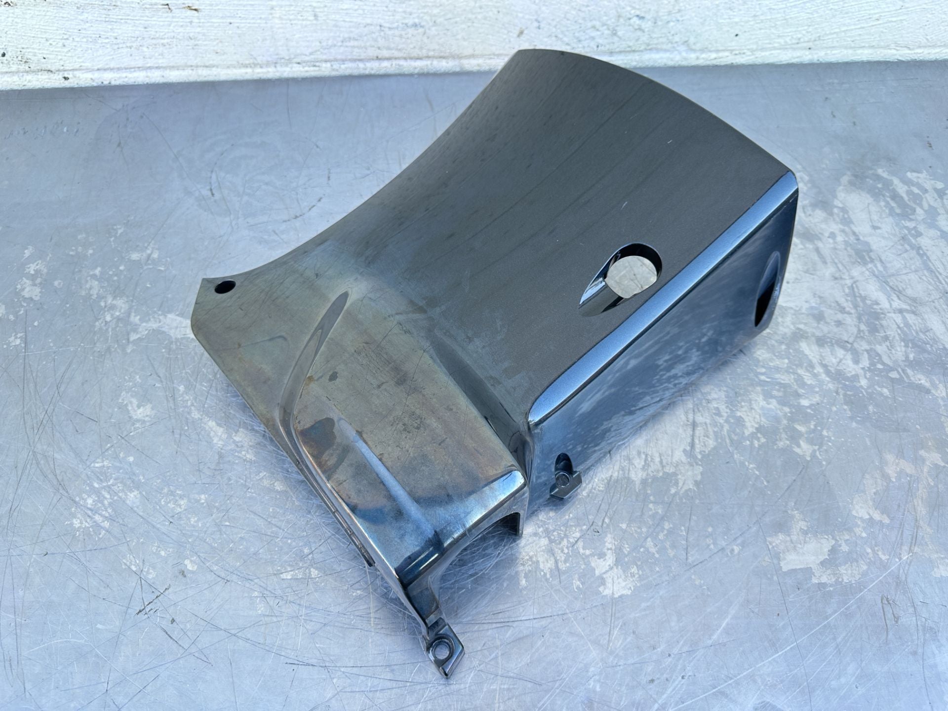 2016 Suzuki 175 HP 4 Stroke Outboard 25" XL Cowling Set Oil Pan Cover