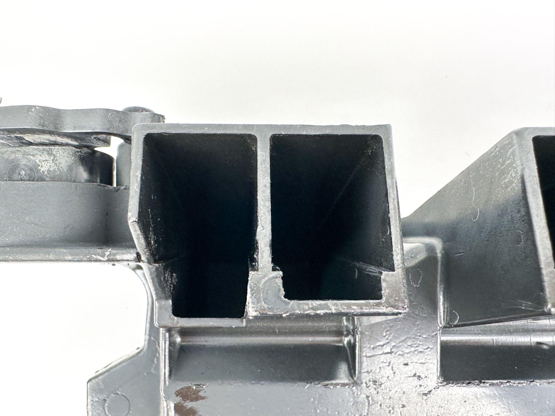 2003 Mercury 90 HP 2 Stroke Outboard Intake Air Silencer Assembly 42969A3 OEM