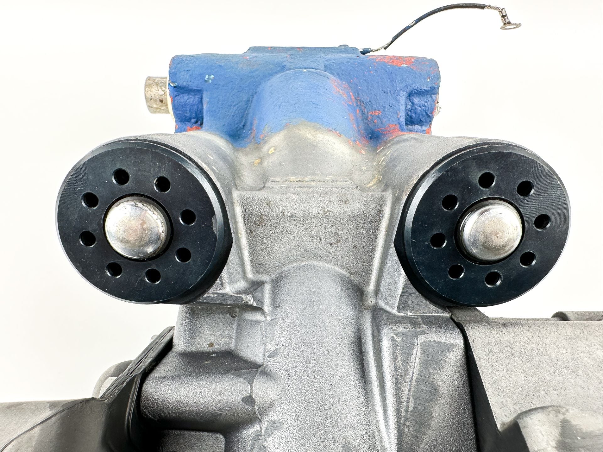 2011 Yamaha 115 HP 4 Stroke Outboard Power Trim Tilt Unit 68V-43800-05-00 Stuck Pin