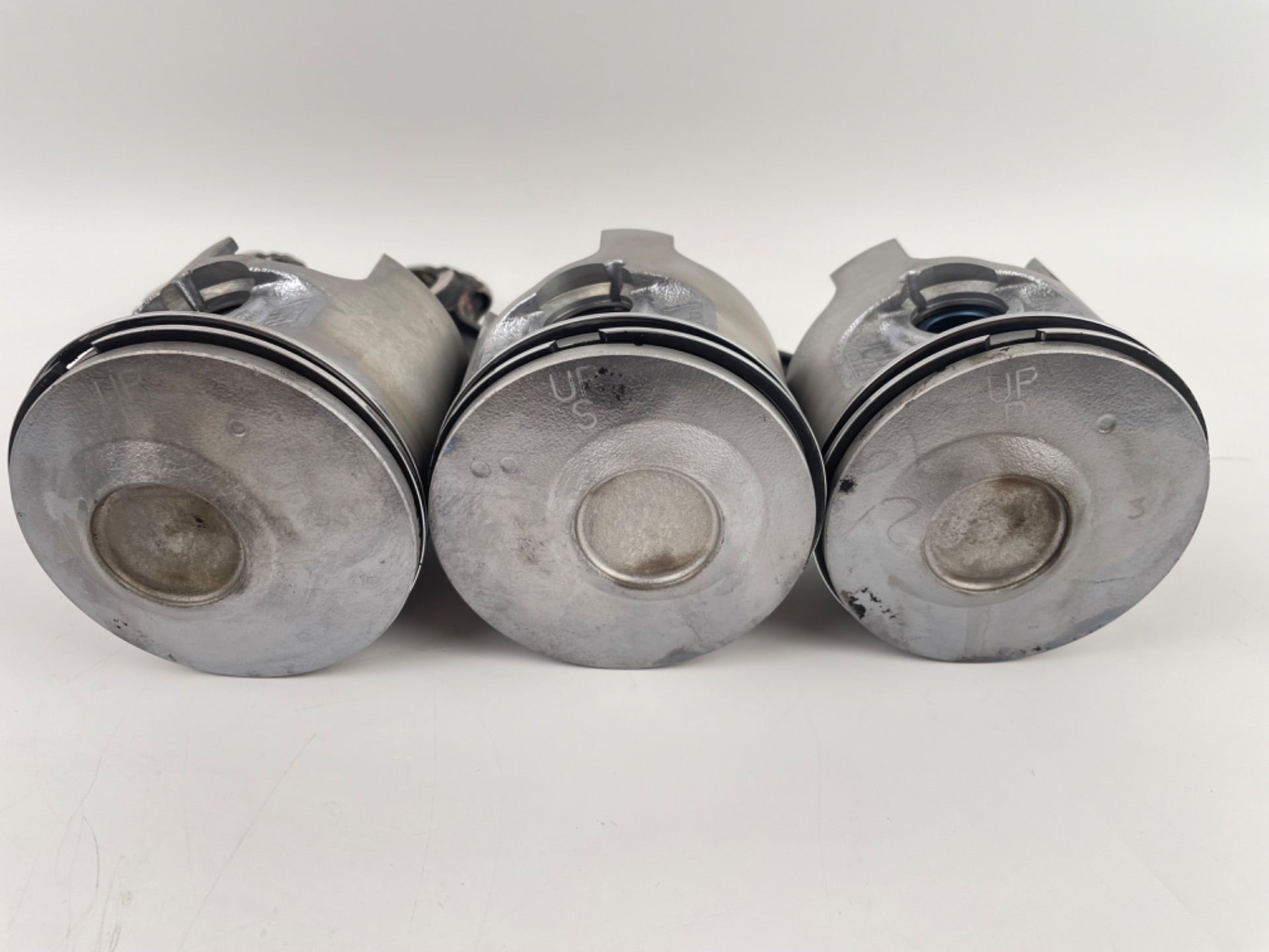 2015 Mercury 250 HP 2 Stroke Outboard Piston W/ Connecting Rod 843199T13 OEM