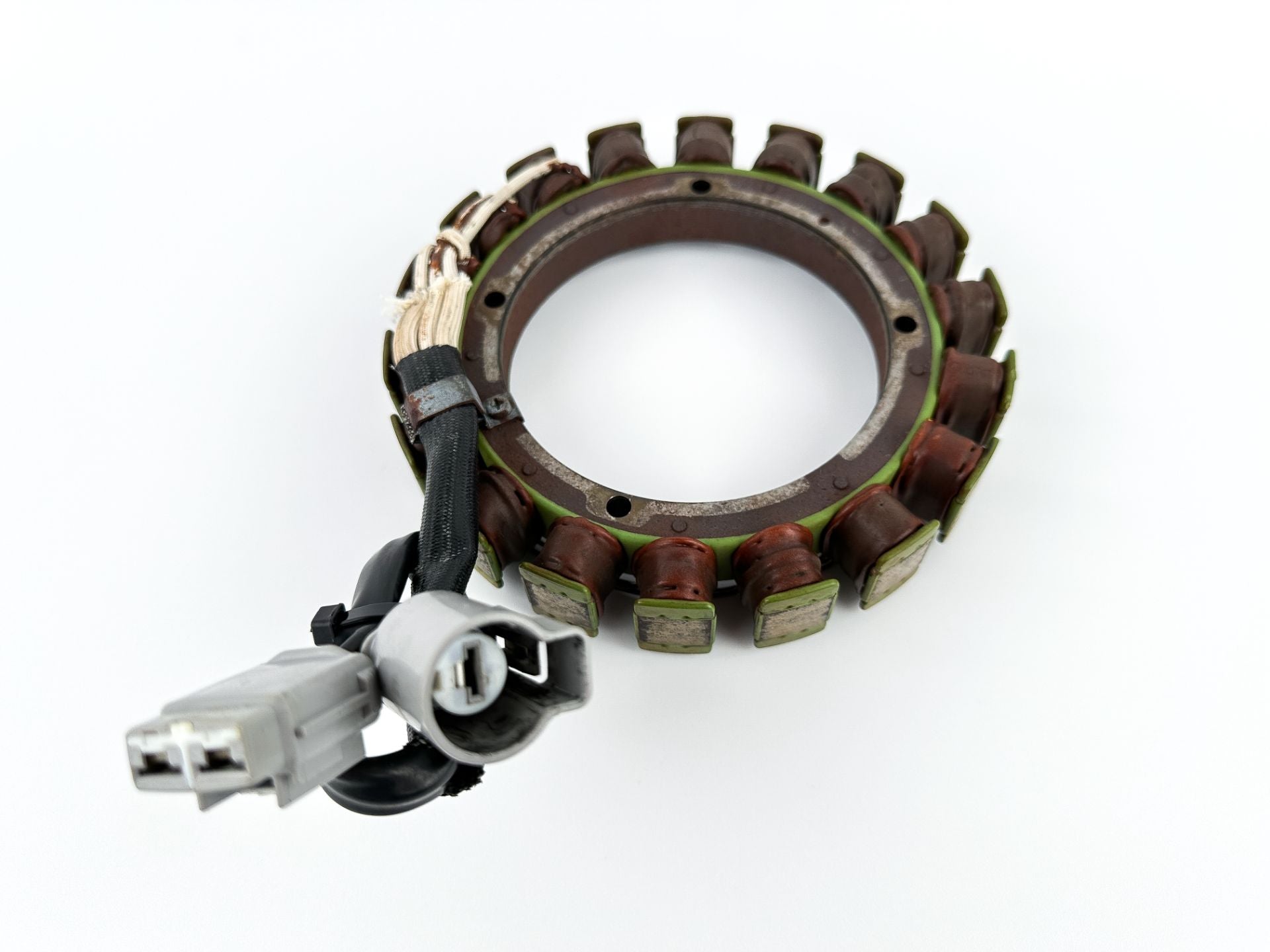 2013 Suzuki 140 HP 4 Stroke Outboard Stator Charging Coil 32120-92J01 OEM