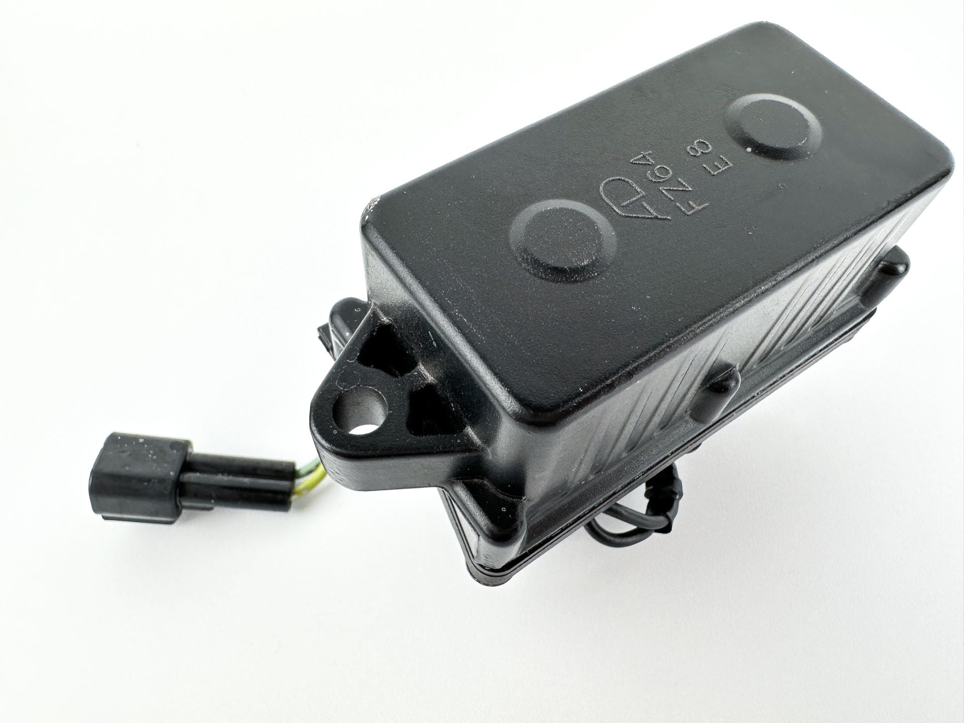 2007 Yamaha 250 HP 2 Stroke Outboard Trim Tilt Relay 60V-81950-00-00 OEM