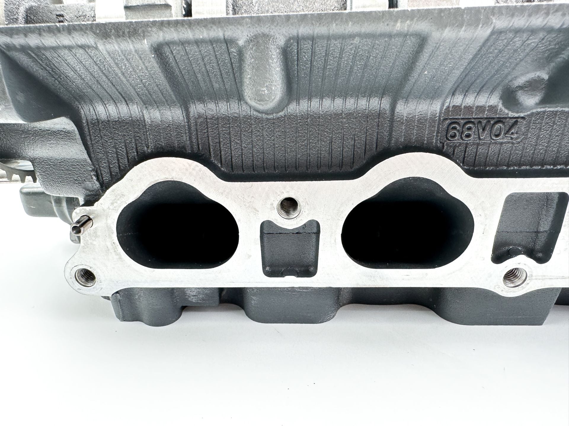 2011 - 2014 Yamaha 115 HP 4 Stroke Outboard Cylinder Head 68V-W009A-08-9S OEM