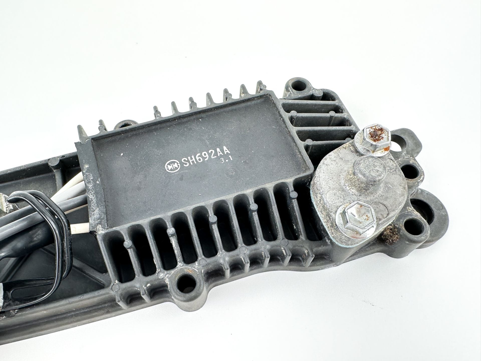 2003 Suzuki 140 HP 4 Stroke Outboard Rectifier & Regulator 32800-90J10 OEM