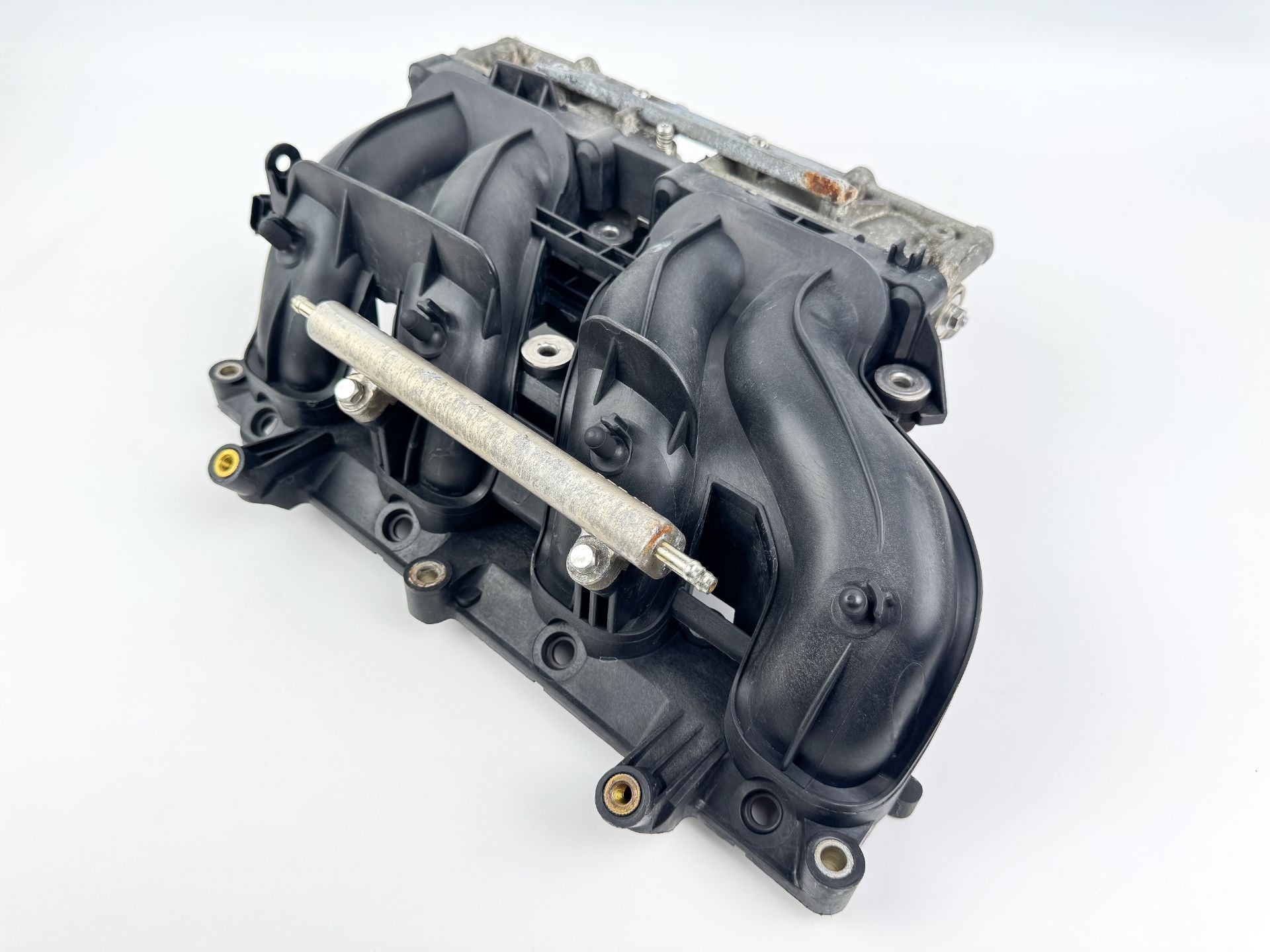 2004 Yamaha 150 HP 4 Stroke Outboard Intake Manifold & Throttle Body 63P-14440-00-00 OEM