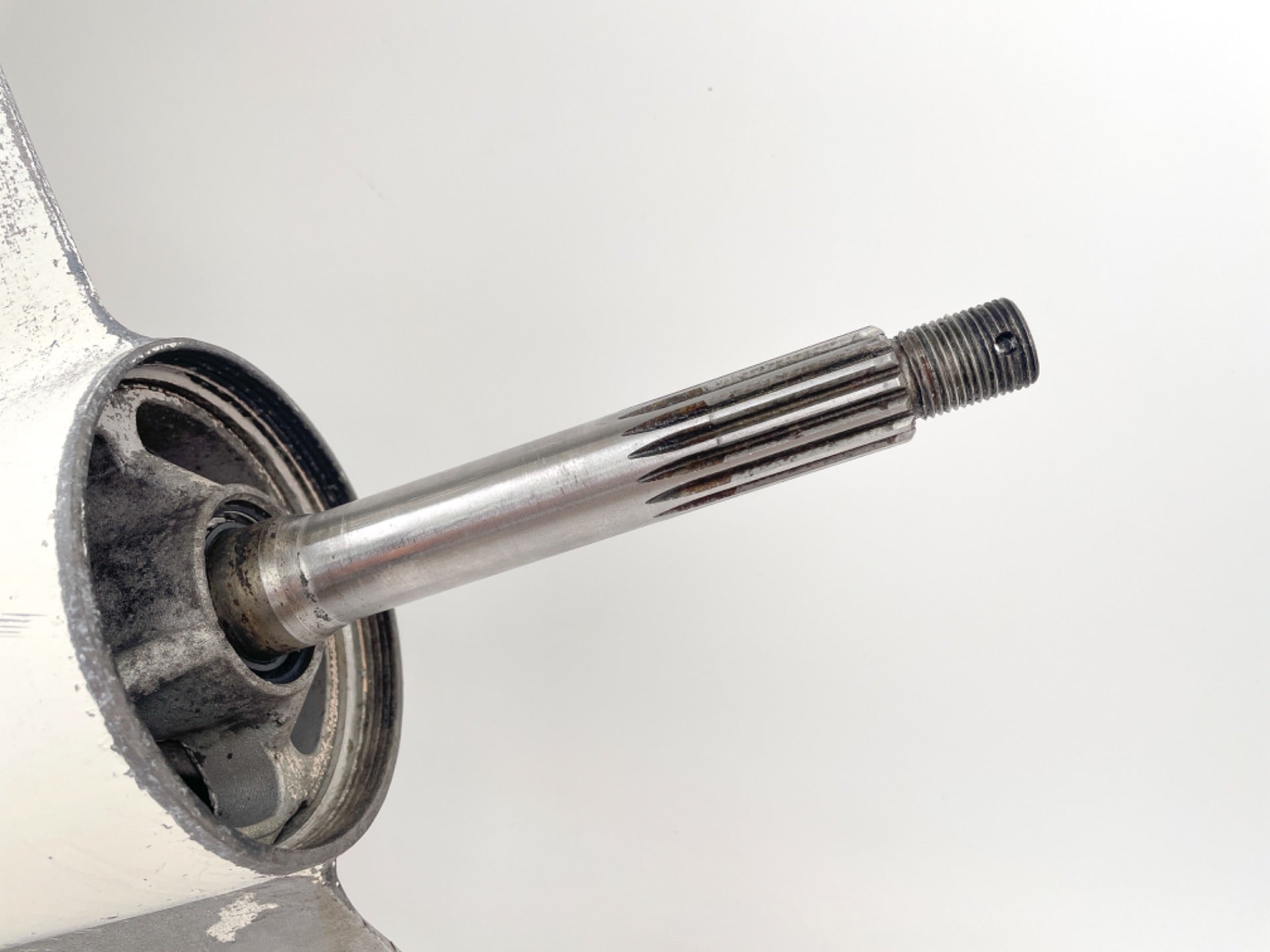 1989 Johnson 140 HP 2 Stroke Outboard 25" XL Lower Unit Gear Case 0434429 OEM