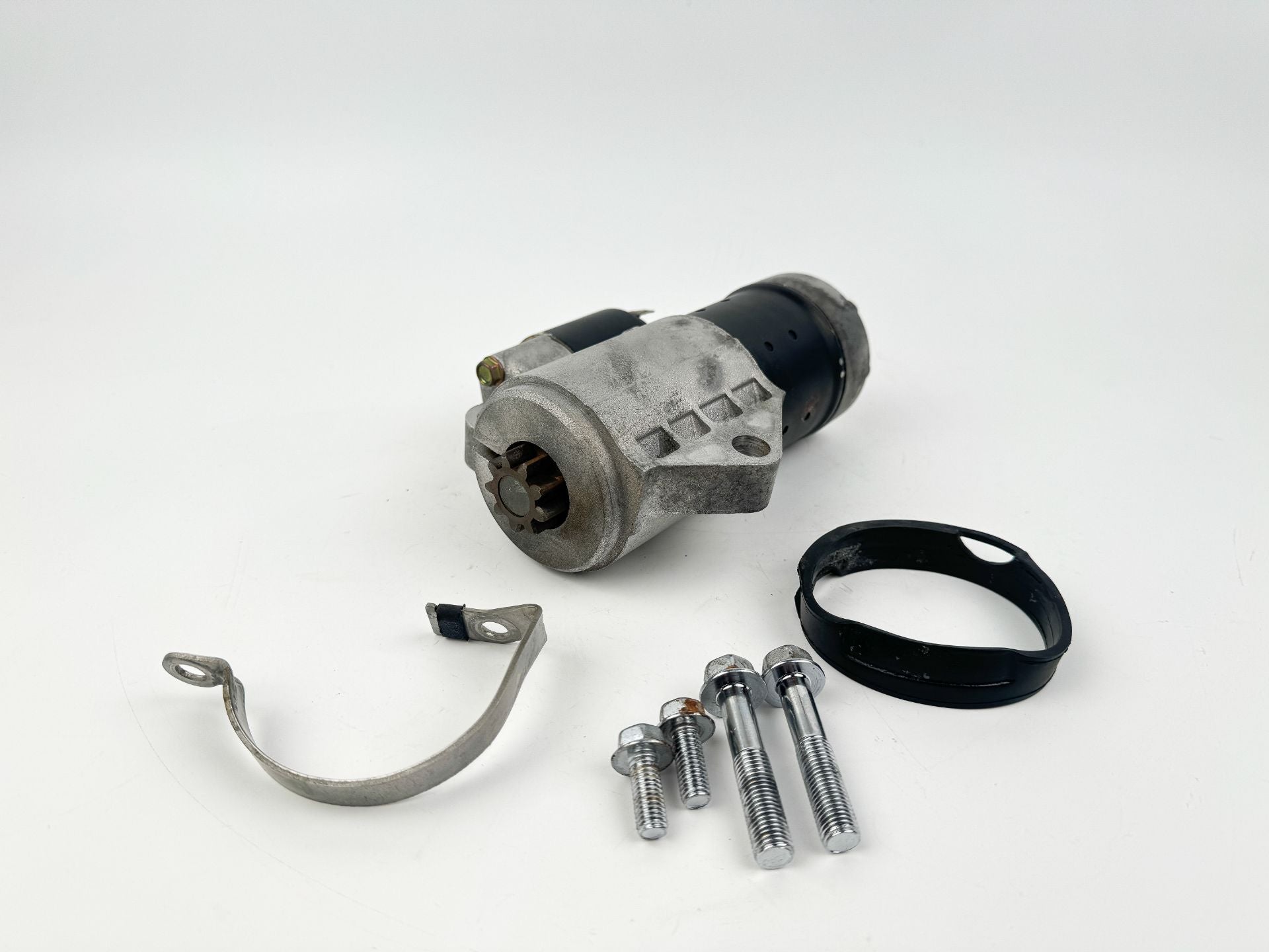 2007 Suzuki 115 HP 4 Stroke Outboard Starter Motor 31100-90J01 OEM