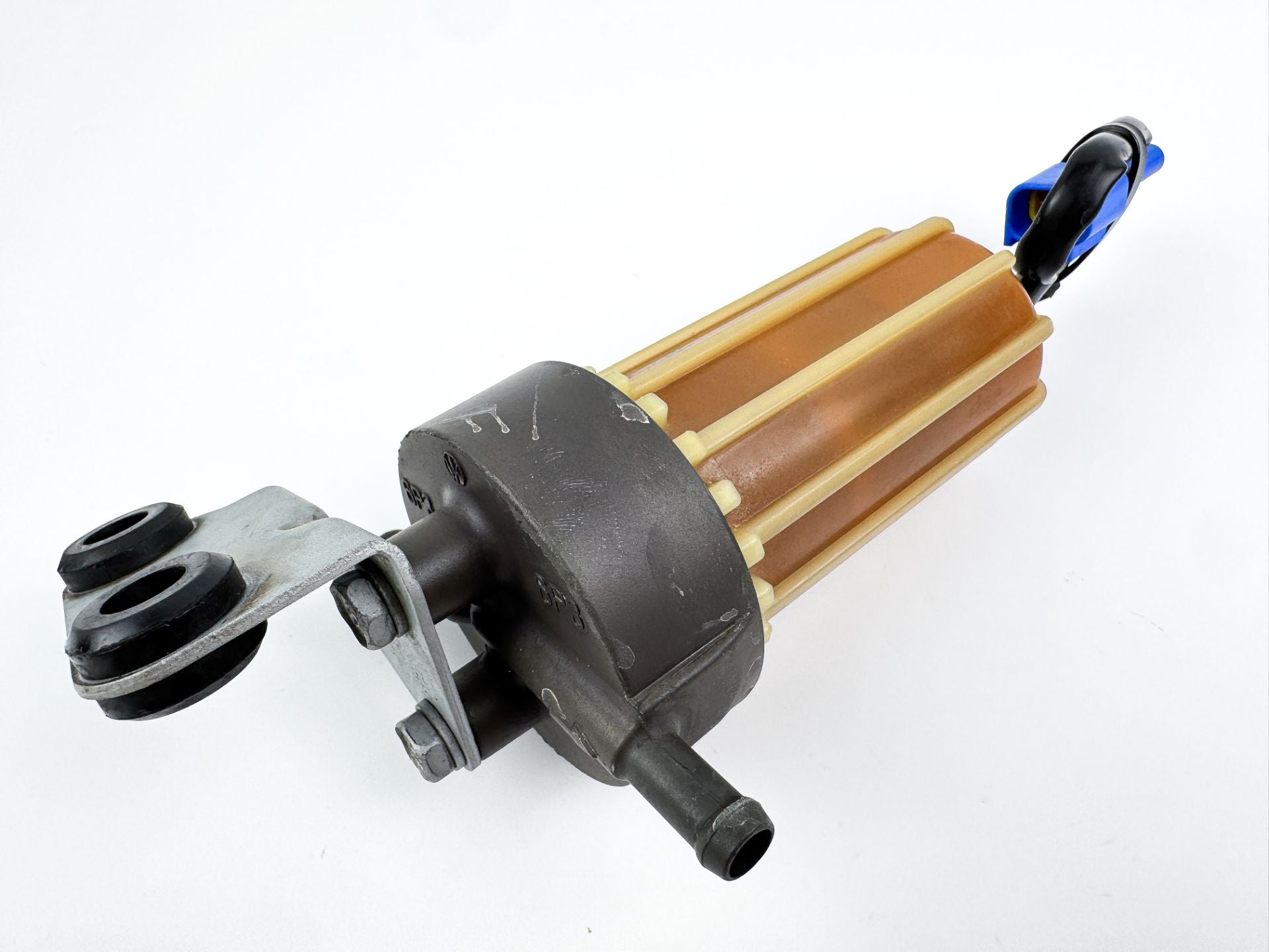 2016 Yamaha 150 HP 4 Stroke Outboard Fuel Filter Assembly 6P3-24560-03-00 OEM