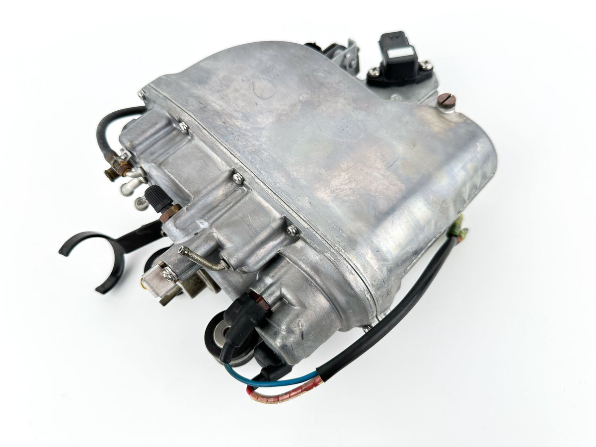 2003 Yamaha 150 HP 2 Stroke Outboard VST Float Chamber Assembly 68F-14182-01-00 OEM