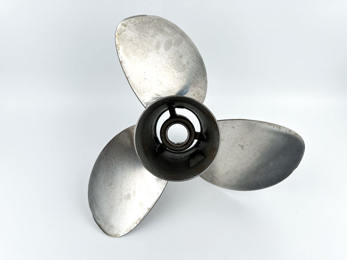Mercury Outboard Enertia Eco 3 Blade Propeller 16" x 17P Right Hand