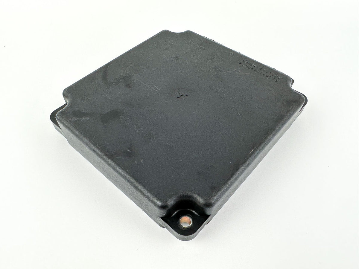 2002 Yamaha 200 HP 2 Stroke Outboard Engine Control Unit ECU 68F-8591A-20-00 OEM