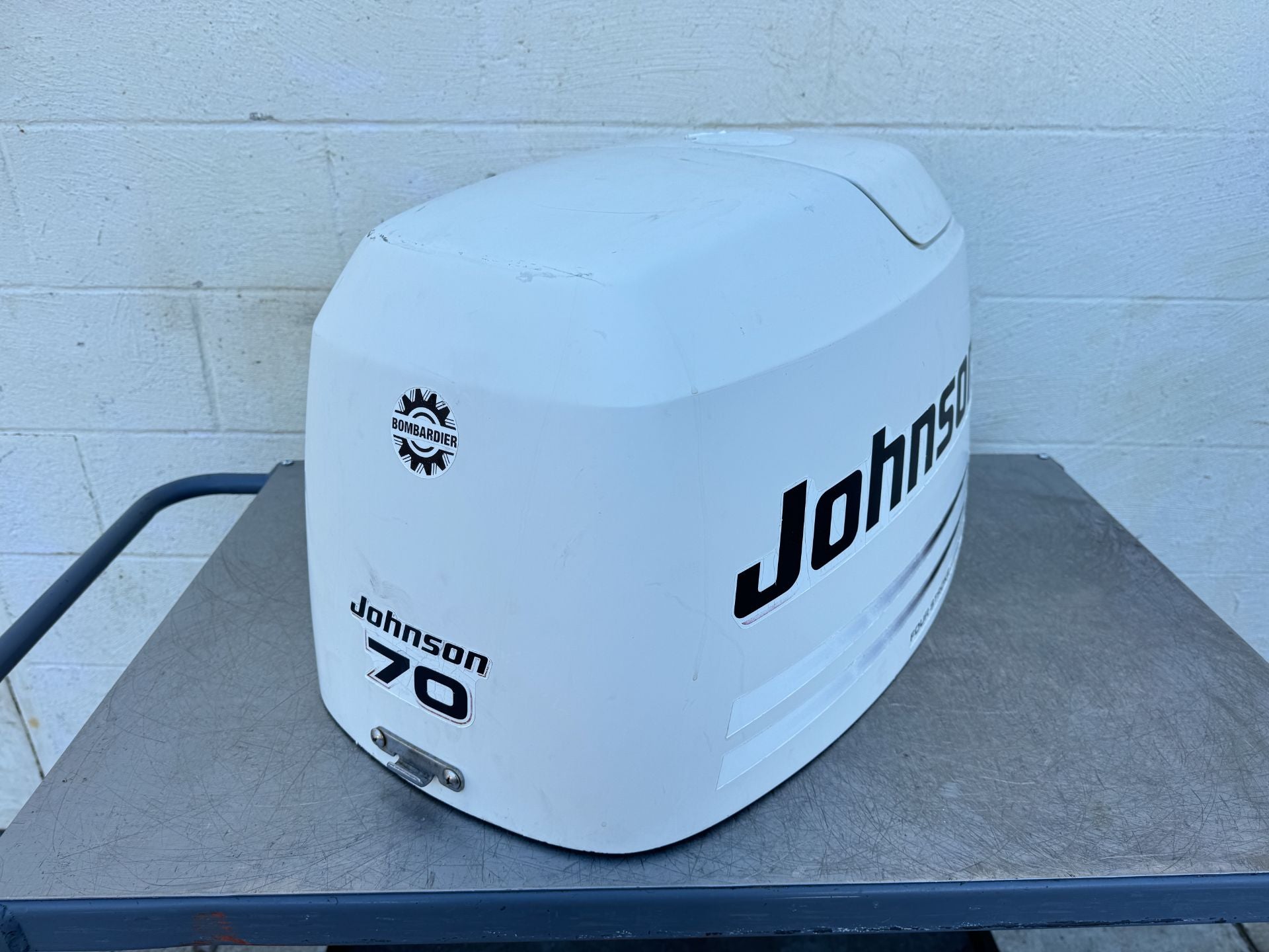 2004 Johnson 70 HP 4 Stroke Outboard Top Cowling 5032863 OEM