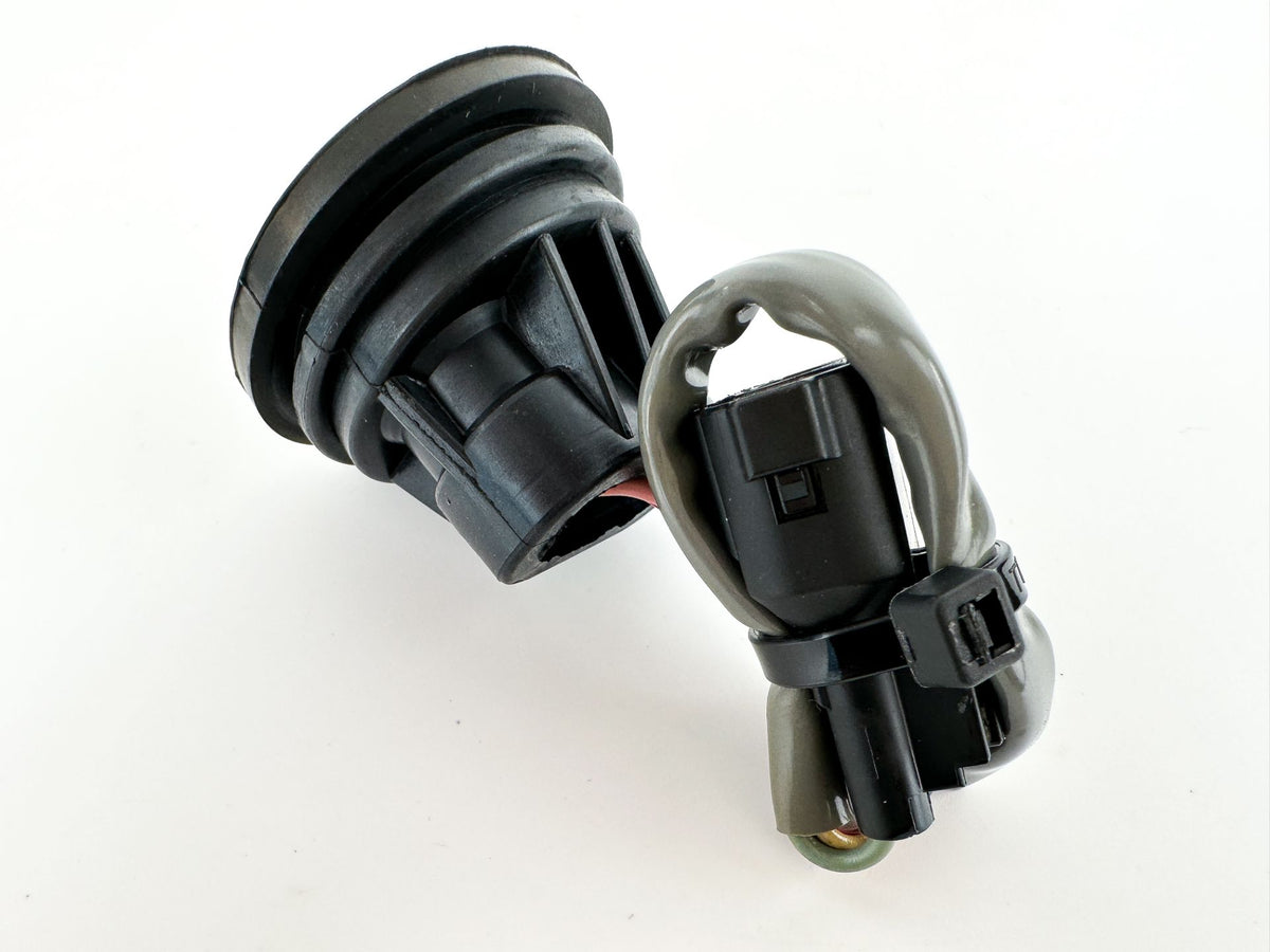 2007 Suzuki 300 HP 4 Stroke Outboard Trim Switch 37850-99E05 OEM