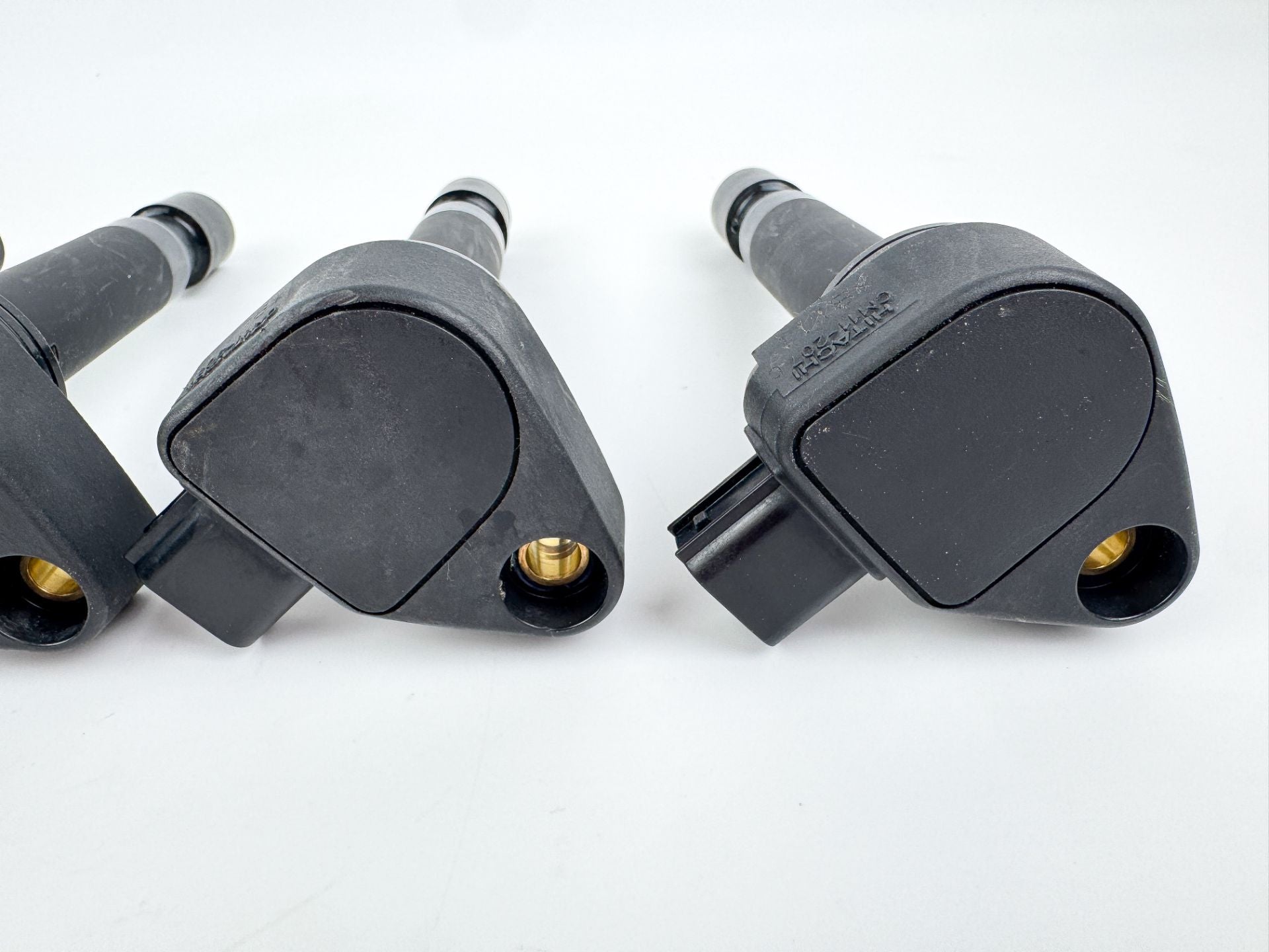 2007 Honda 200 HP 4 Stroke Outboard Ignition Coil Set 30520-ZY3-003 OEM