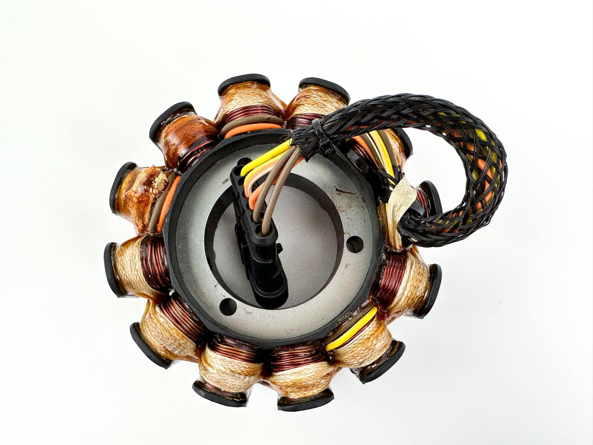 Evinrude Etec 40 50 60 75 90 HP 2 Stroke Stator Assembly 0586949 586949