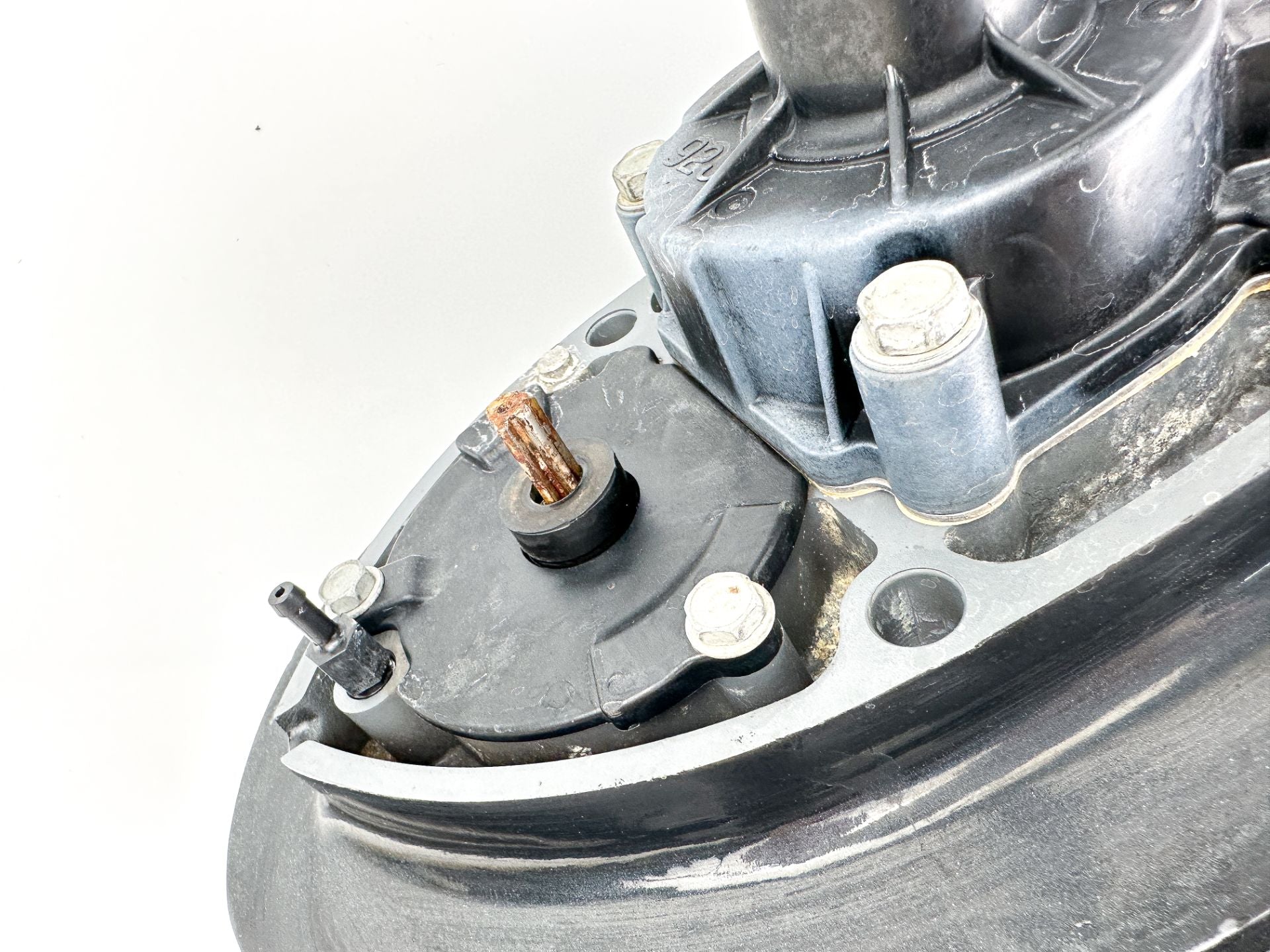 2001-18 Suzuki 115 140 HP 4 Stroke Outboard 20" Long Lower Unit Gear Case