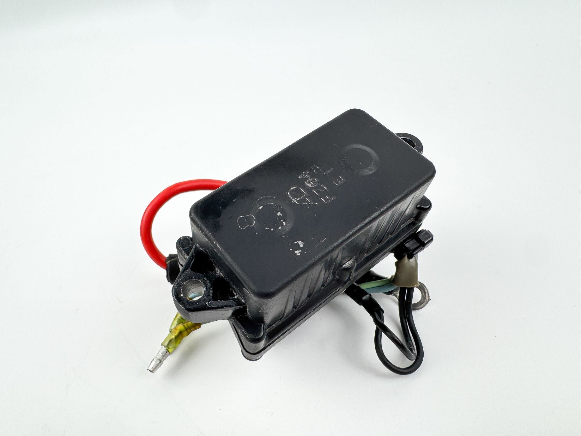6H1-81950-01-00 Yamaha Outboard Power Trim Tilt Relay Assembly 6H1-81950-00-00