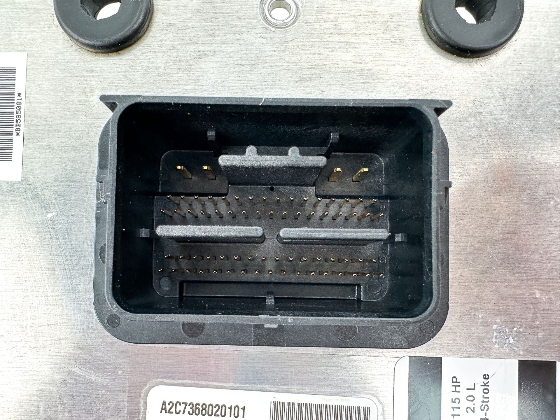 2021 Mercury 115 HP 4 Stroke Outboard Engine Control Unit ECU 8M0088063 OEM