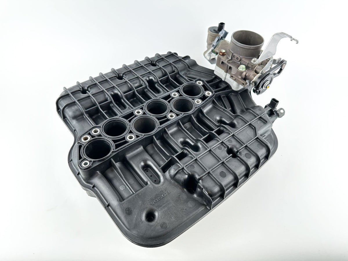 2007 Honda 225 HP 4 Stroke Outboard Intake Manifold 17110-ZY3-003 OEM