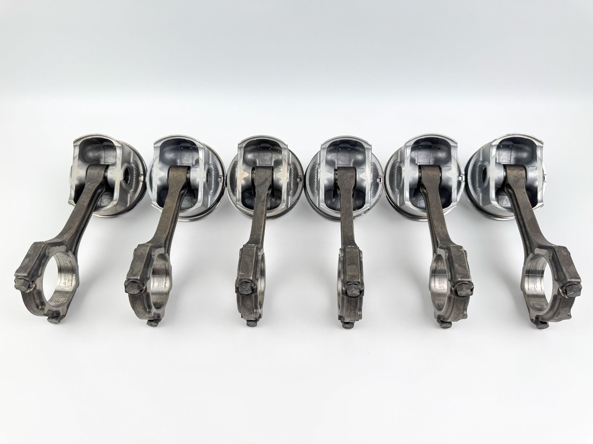 2010 Yamaha 250HP 4 Stroke Outboard Piston W/ Connecting Rod Set VMAX