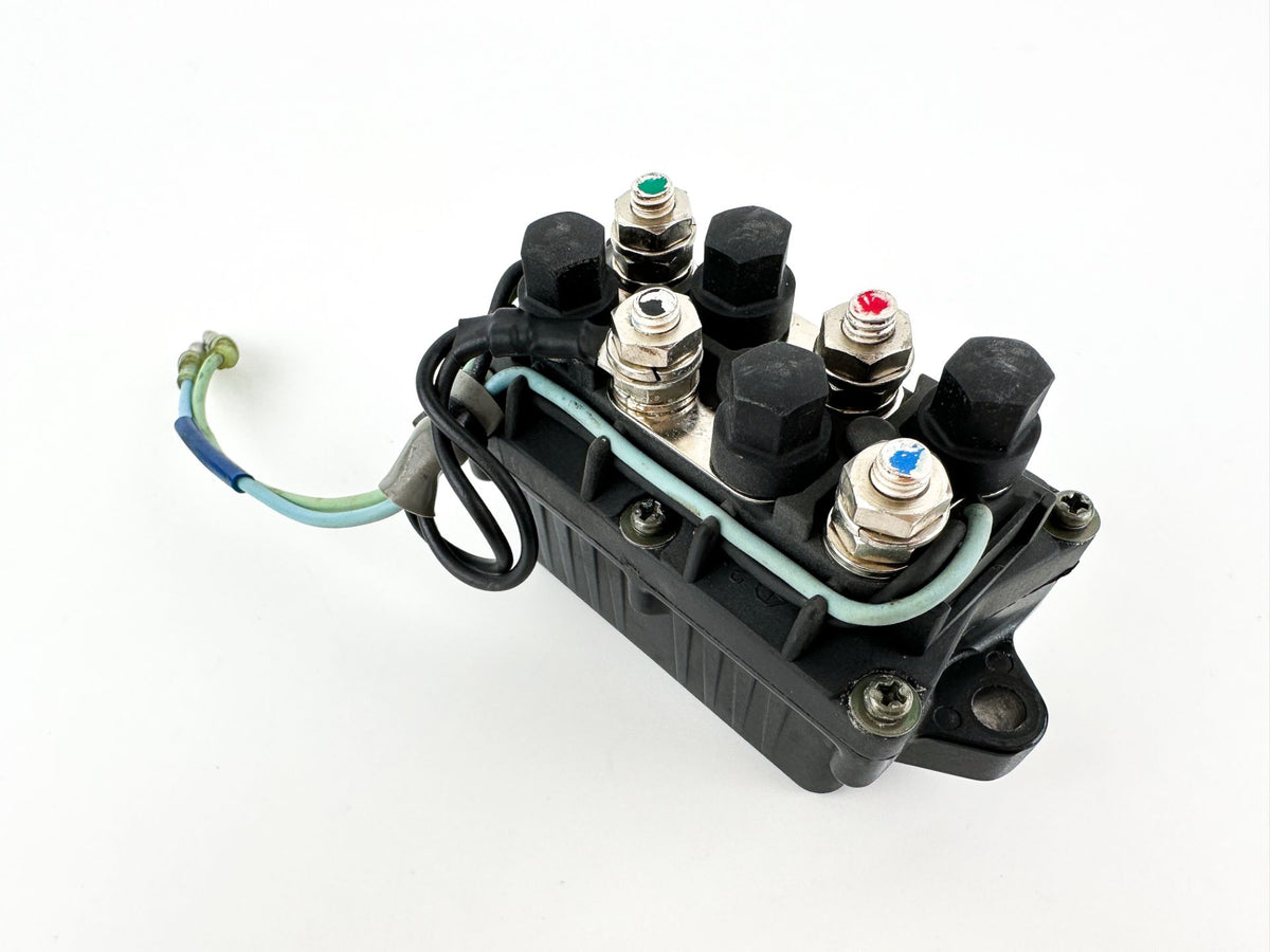 2002 Yamaha 50 HP 2 Stroke Outboard Trim Tilt Relay 6H1-81950-00-00 OEM