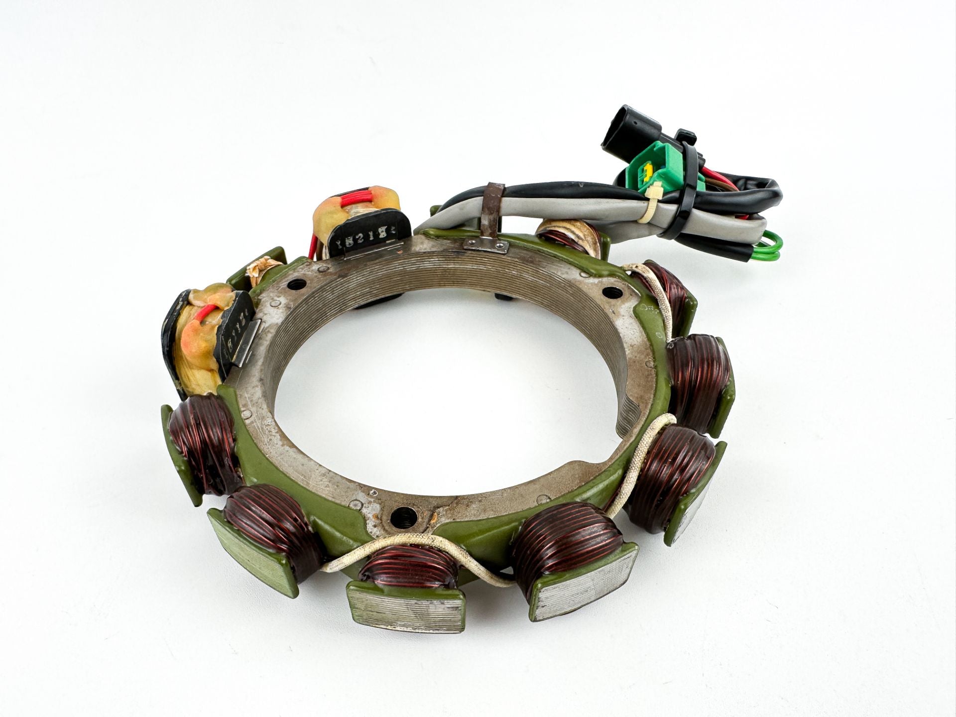 2004 Yamaha 90 HP 2 Stroke Outboard Stator Assembly 6H0-85510-03-00 OEM