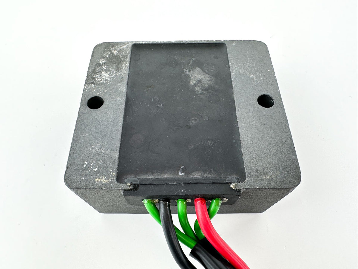 1997 Yamaha 130 HP 2 Stroke Outboard Rectifier & Regulator 6R3-81960-10-00 OEM