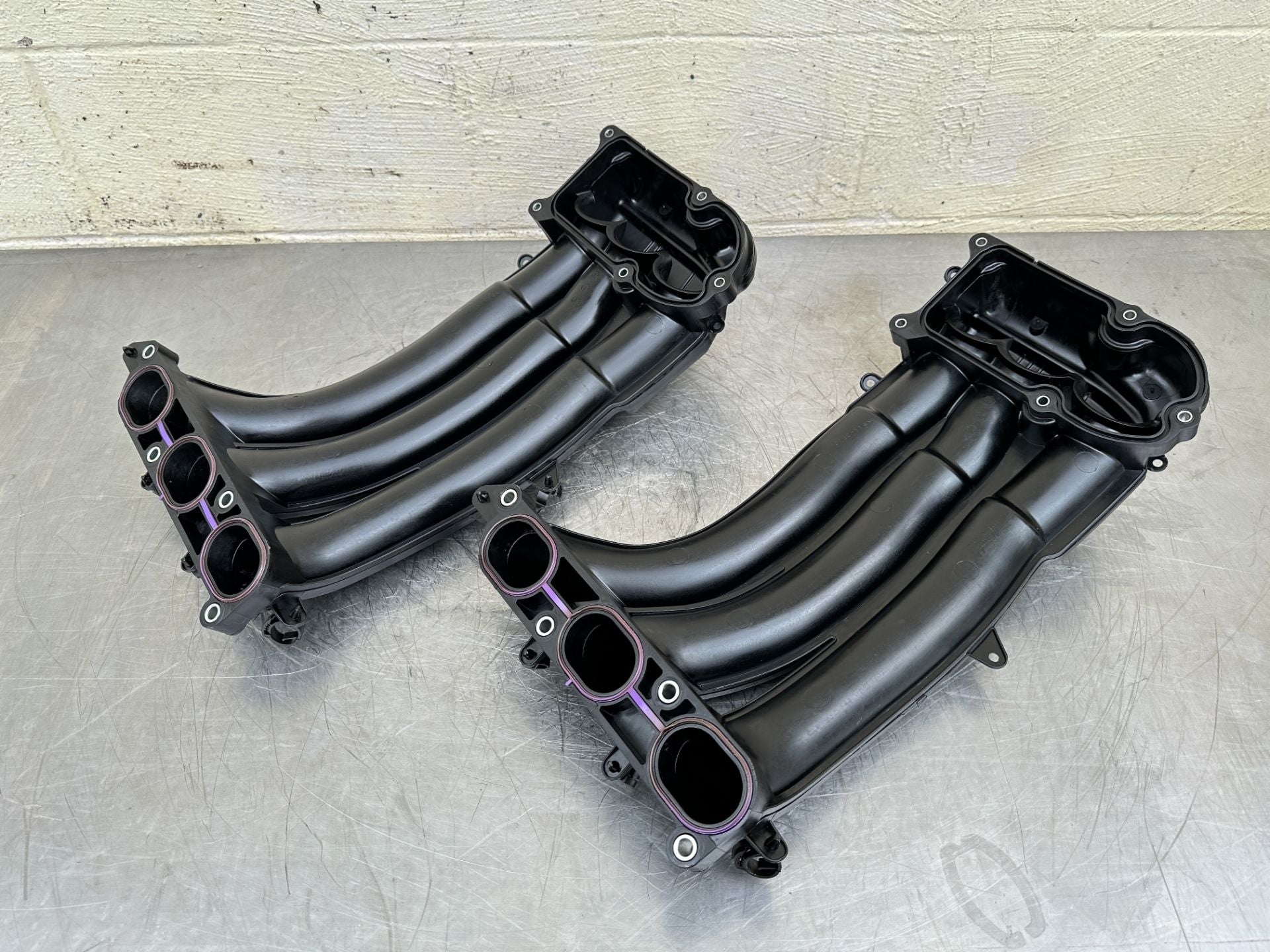 2019 Yamaha 250 HP 4 Stroke Outboard Intake Manifold 6CE-13641-00-00 OEM