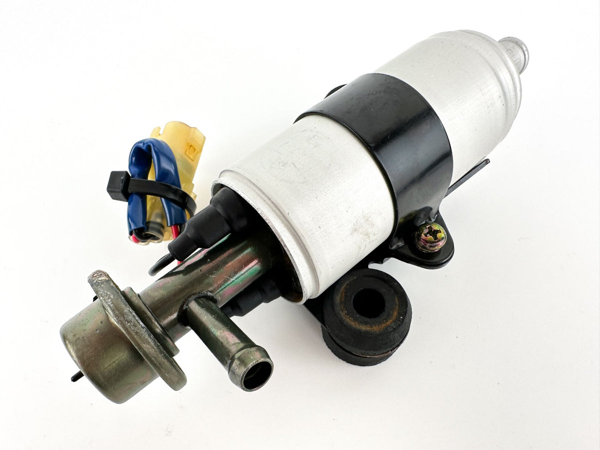 Suzuki 200 225 250 300 350 HP Outboard Low Pressure Lift Fuel Pump 15100-94900 Tested