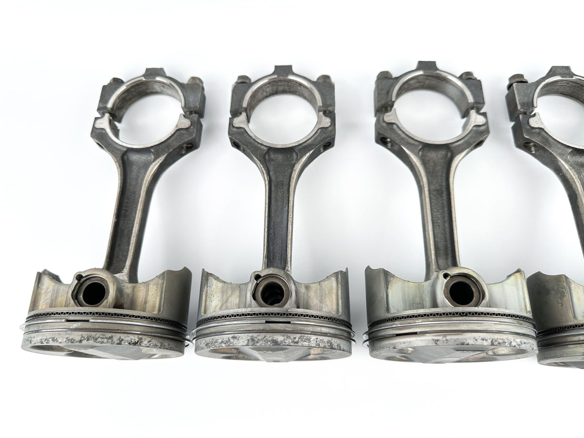 2003 Yamaha 225 HP 4 Stroke Outboard Piston & Connecting Rod Set 69J-11631-00-B0 OEM