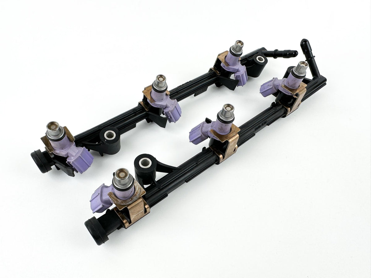 2009 Yamaha 250 HP 4 Stroke Outboard Fuel Injector Set W/ Rail 6P2-13761-10-00 OEM