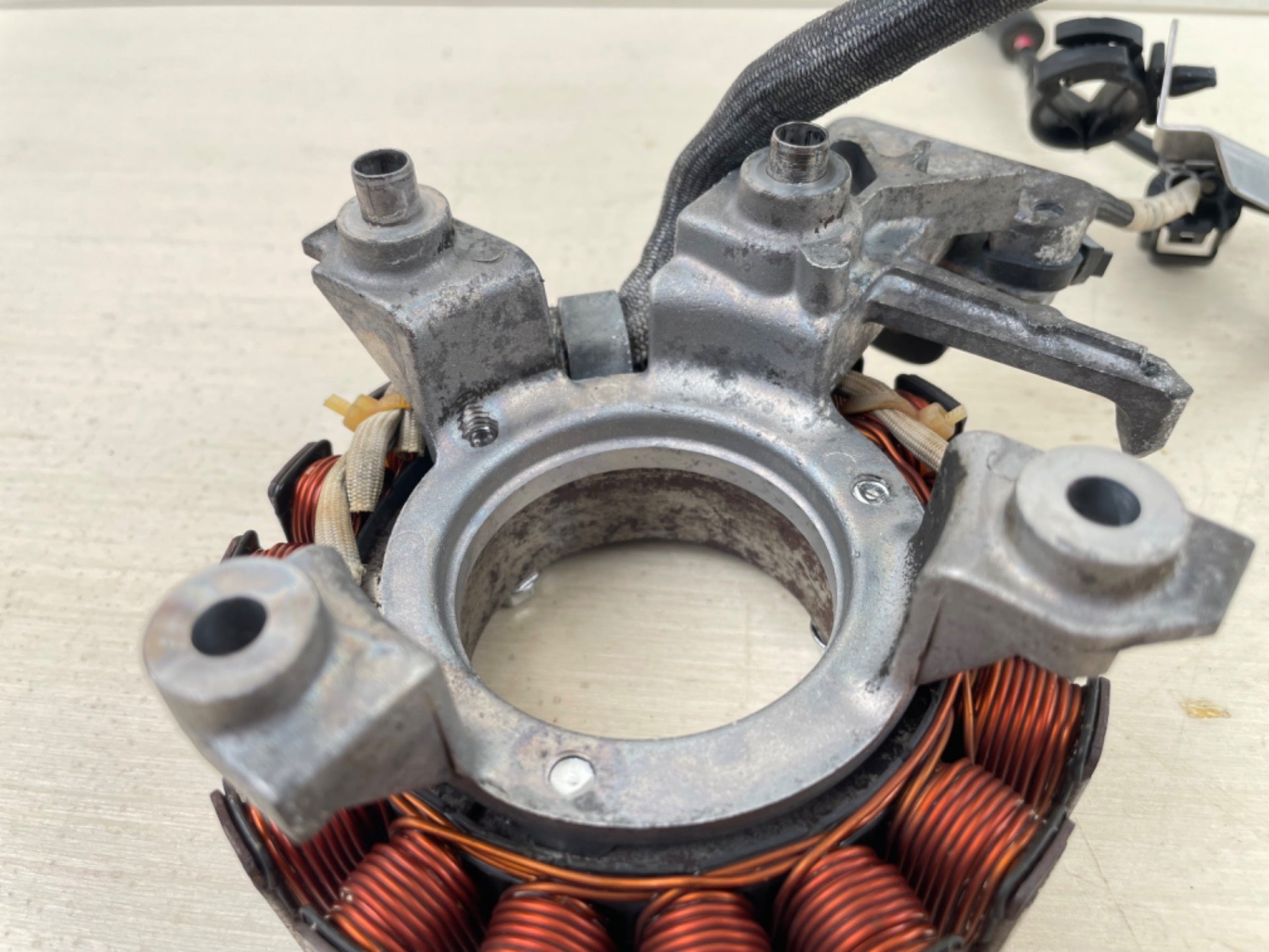 2009 Yamaha 50HP Outboard Stator & Base Magneto Assembly 6C5-81410-00-00