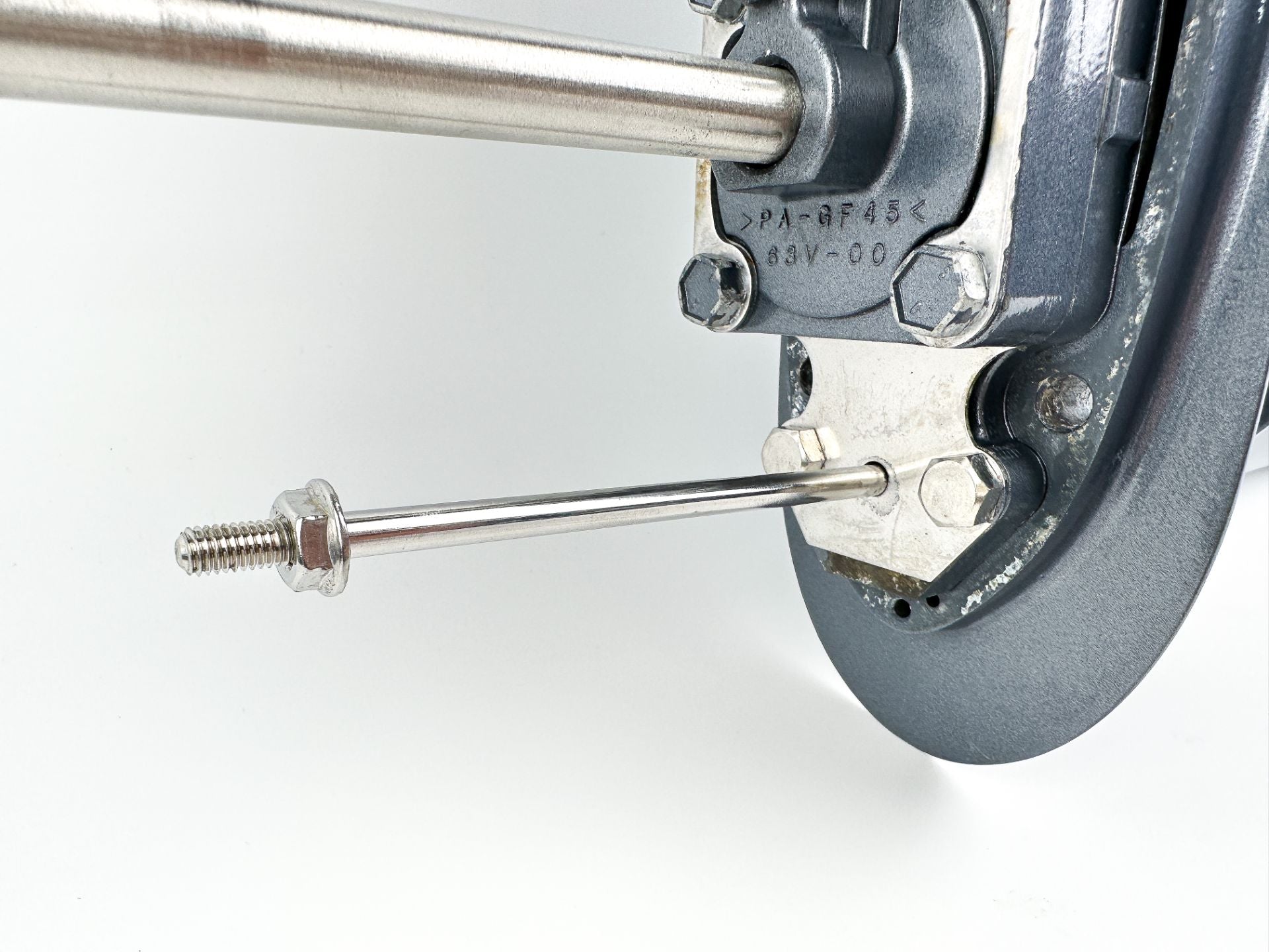 01-2010 Yamaha 8HP 4 Stroke Outboard 20" Lower Unit High Thrust Gear Case