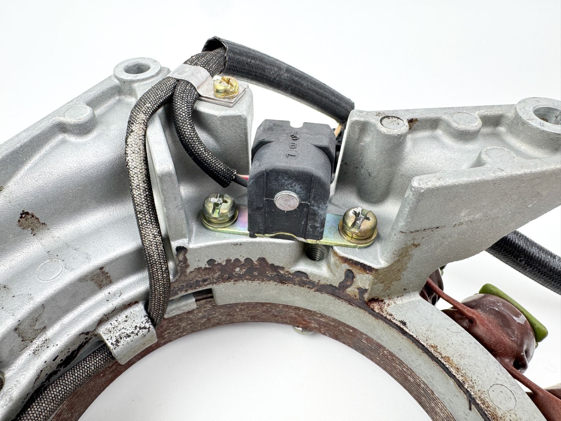 2004 Yamaha 150 HP 4 Stroke Outboard Coil Pulser Base Stator Assembly 63P-81460-00-00 OEM