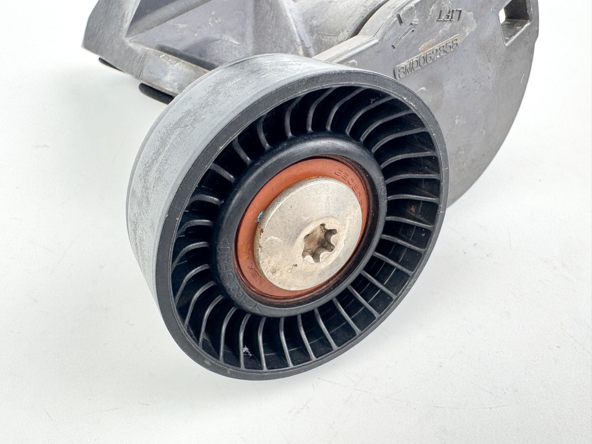2014 Mercury 300 HP 4 Stroke Outboard Belt Tensioner 885349T05 OEM