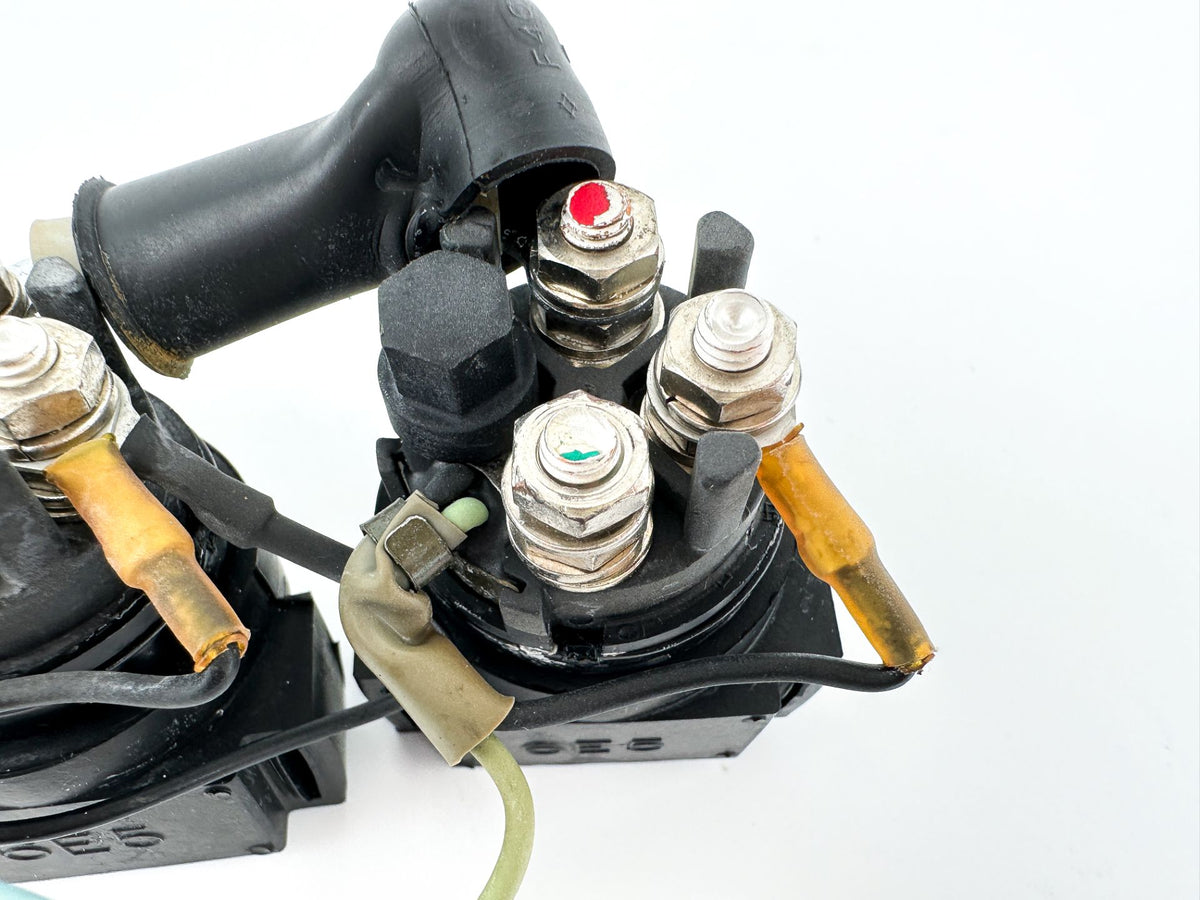 2001 Yamaha 80 HP 4 Stroke Outboard Trim Tilt Relay 6E5-8195B-01-00 OEM