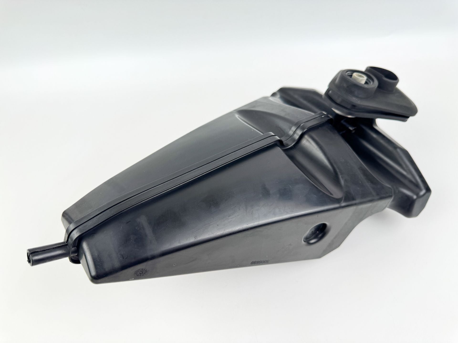 2008 Evinrude 115HP 2 Stroke Etec Outboard Muffler 5005699 OEM