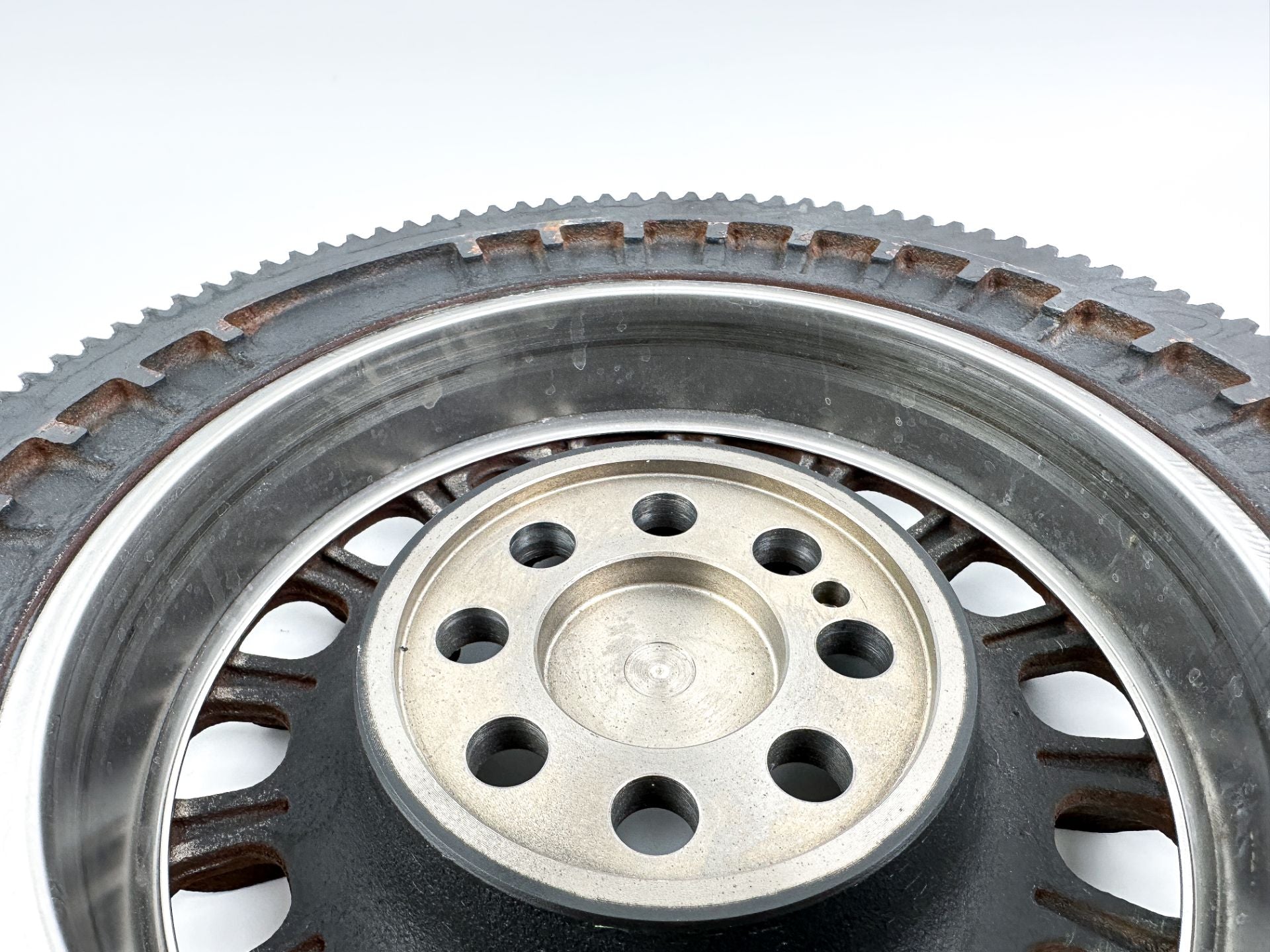 2016 Suzuki 175 HP 4 Stroke Outboard Flywheel 32102-96J02 OEM