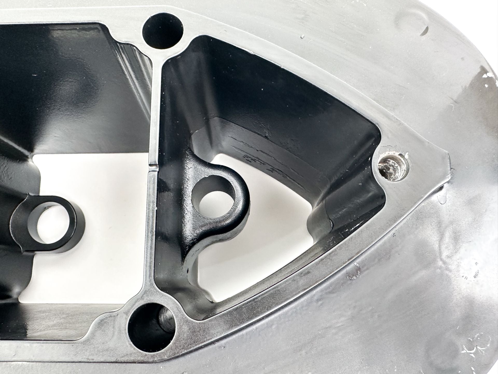 2021 Mercury 115 HP 4 Stroke Outboard Midsection Extension / Spacer 8M0071622 OEM